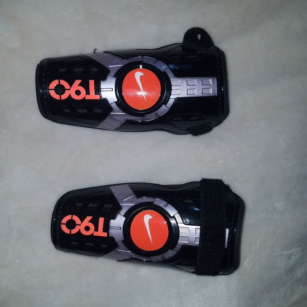 Nike Shin Guards & Ankle Guards (used)